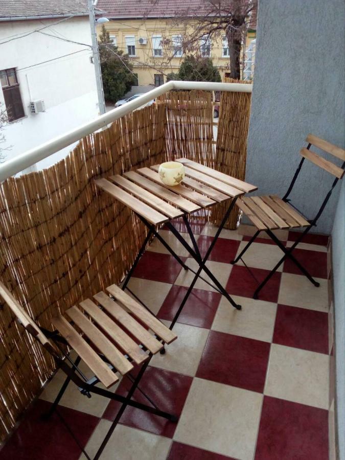 Kristaly Apartman Seghedin Exterior foto