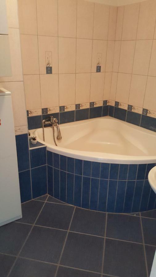 Kristaly Apartman Seghedin Exterior foto